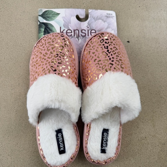 Kensie Shoes - Kensie Pink and Gold Leopard Memory Foam Slippers, NEW, Size 8